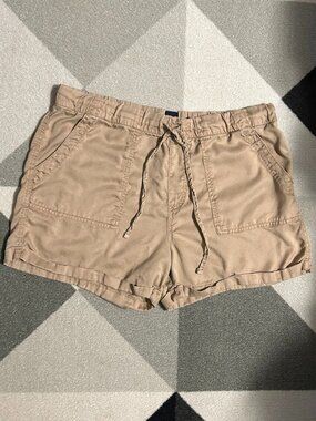 GAP Tan Pull-on Rolled Hem Shorts 100% Lyocell Women's Size L